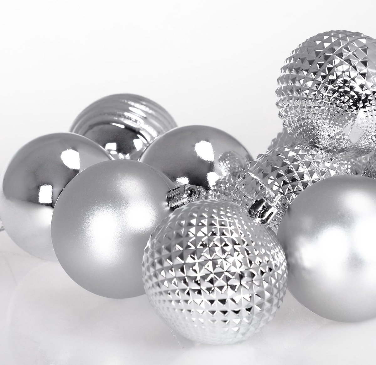 Kerstboom\u0020decoraties\u0020\u002D\u0020Set\u0020van\u002066\u0020\u002D\u0020zilver