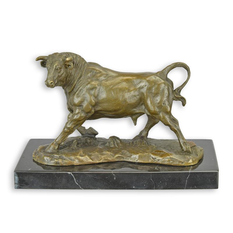 A\u0020BRONZE\u0020FIGURINE\u0020OF\u0020A\u0020BULL