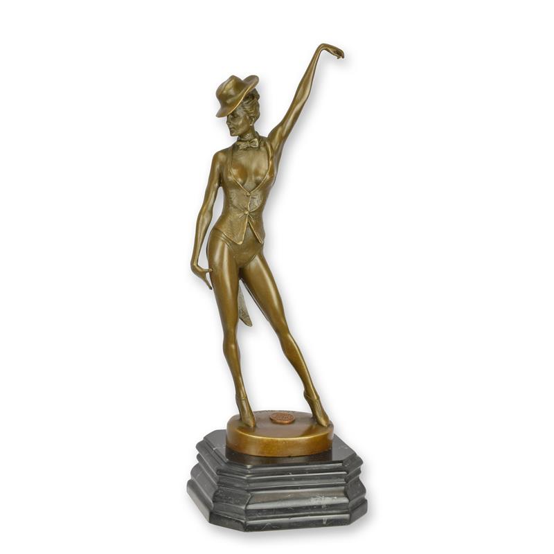 A\u0020BRONZE\u0020SCULPTURE\u0020OF\u0020A\u0020REVUE\u0020DANCER