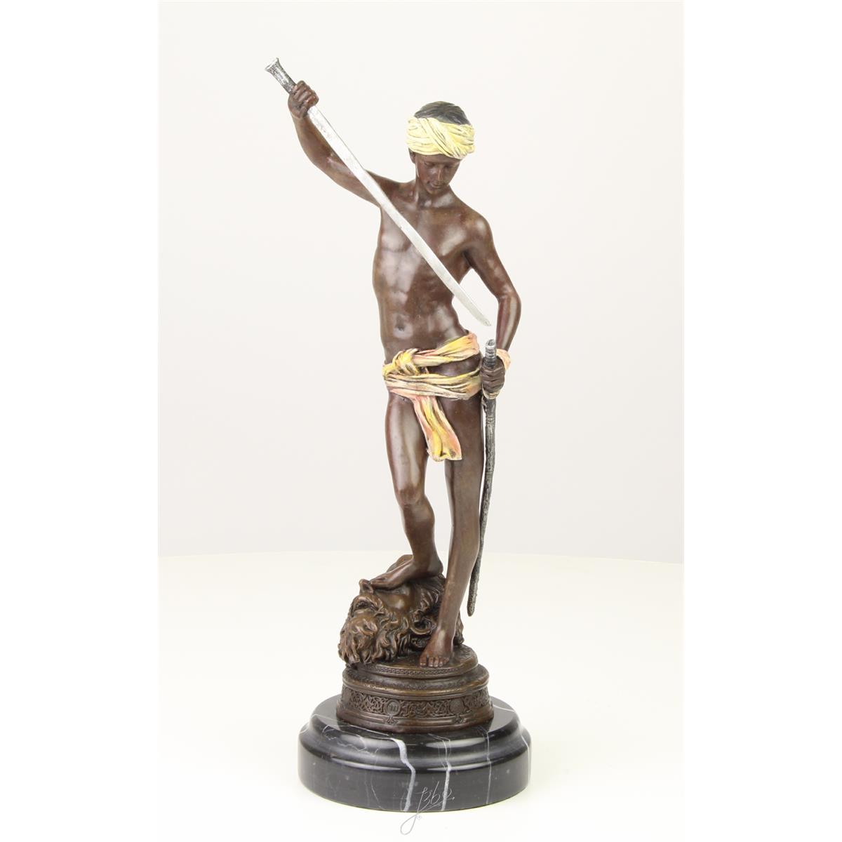 BRONZEN\u0020BEELD\u0020VAN\u0020DAVIDS\u0020OVERWINNING\u0020OP\u0020GOLIATH