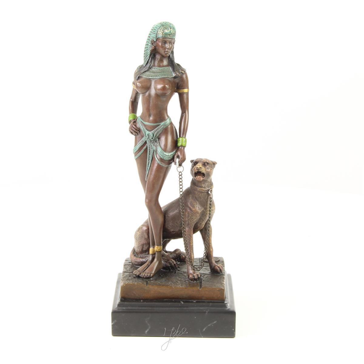 A\u0020BRONZE\u0020SCULPTURE\u0020OF\u0020CLEOPATRA\u0020WITH\u0020PANTHER