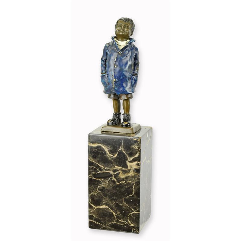 A\u0020BRONZE\u0020SCULPTURE\u0020OF\u0020A\u0020BOY