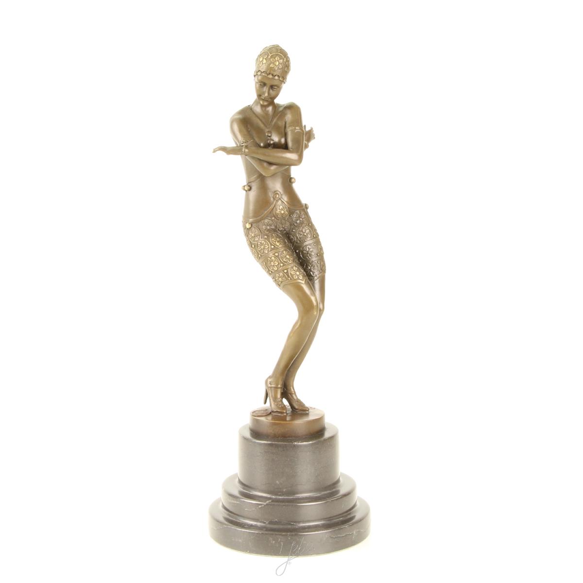 BRONZEN\u0020BEELD\u0020VAN\u0020EEN\u0020VERLEGEN\u0020DANSERES
