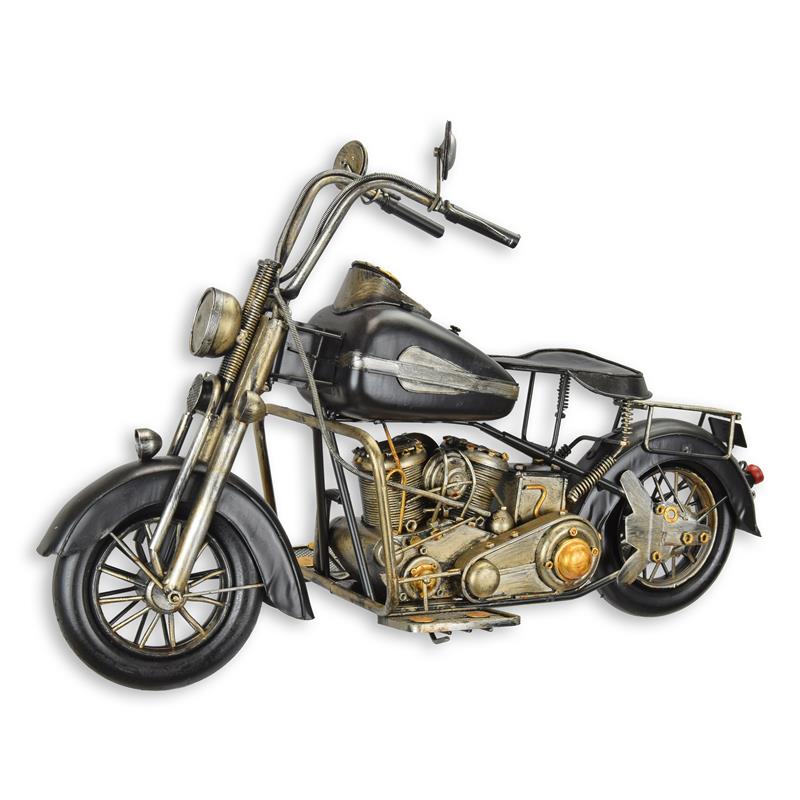 A\u0020TIN\u0020MODEL\u0020OF\u0020A\u0020MOTORCYCLE