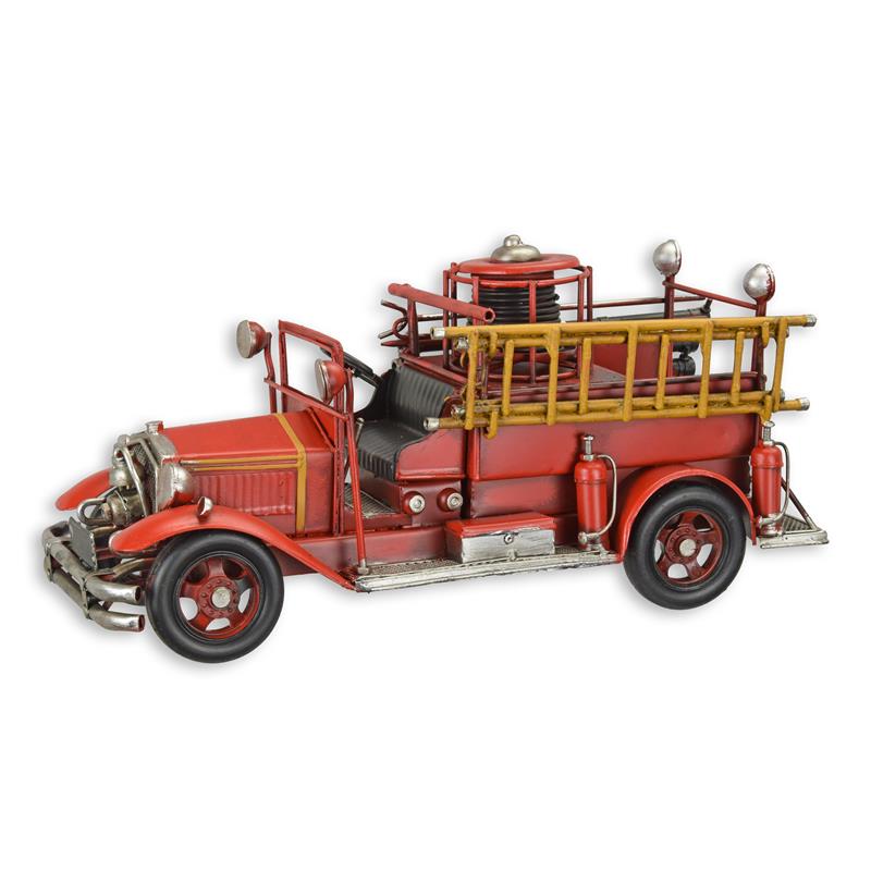 A\u0020TIN\u0020MODEL\u0020OF\u0020A\u0020FIRETRUCK