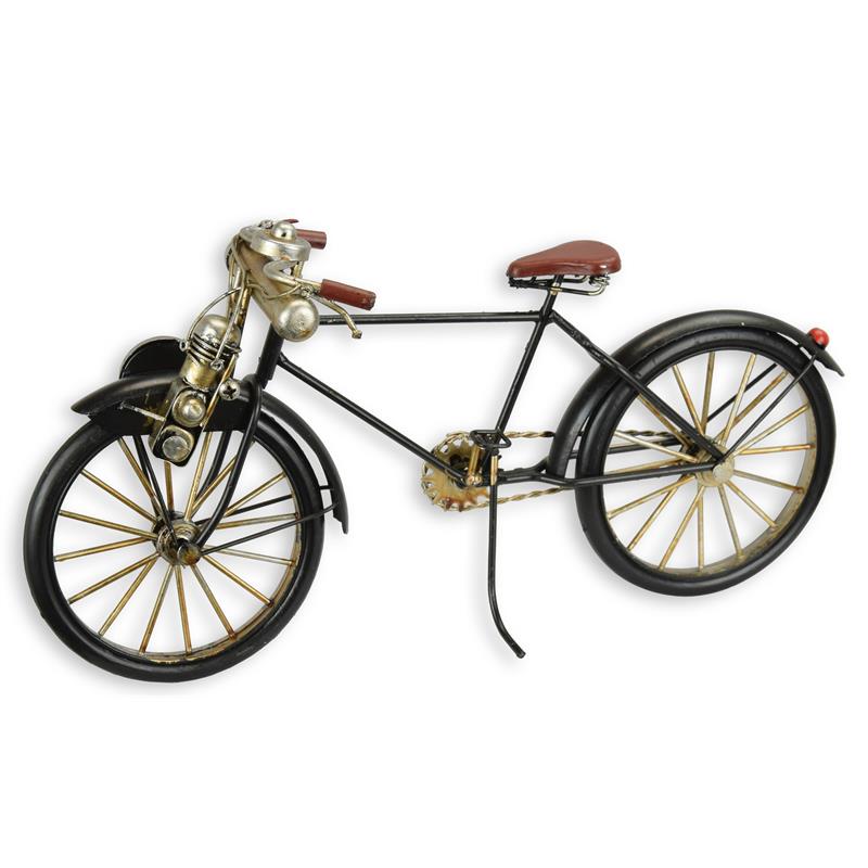 A\u0020TIN\u0020MODEL\u0020OF\u0020A\u0020SOLEX