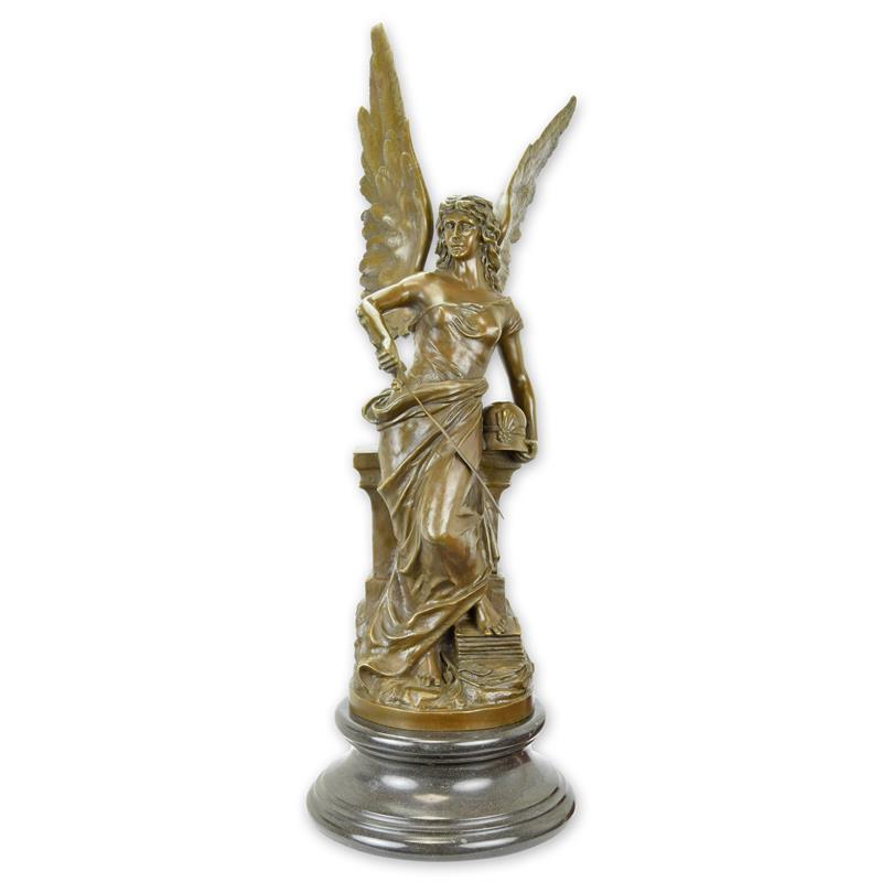 A\u0020BRONZE\u0020SCULPTURE\u0020OF\u0020MINERVA