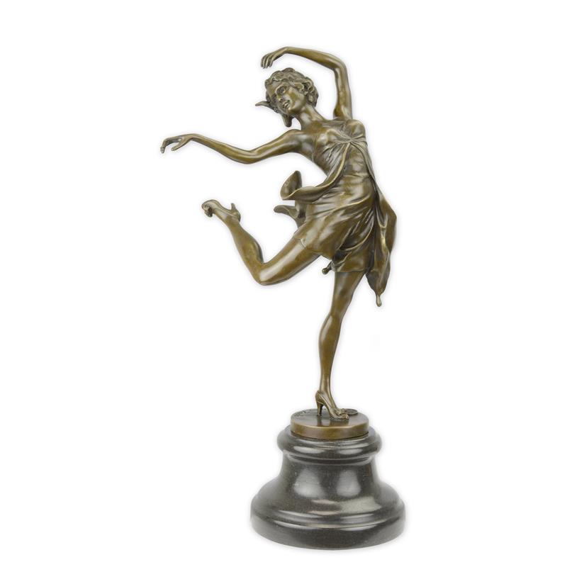 A\u0020BRONZE\u0020SCULPTURE\u0020OF\u0020A\u0020DANCER
