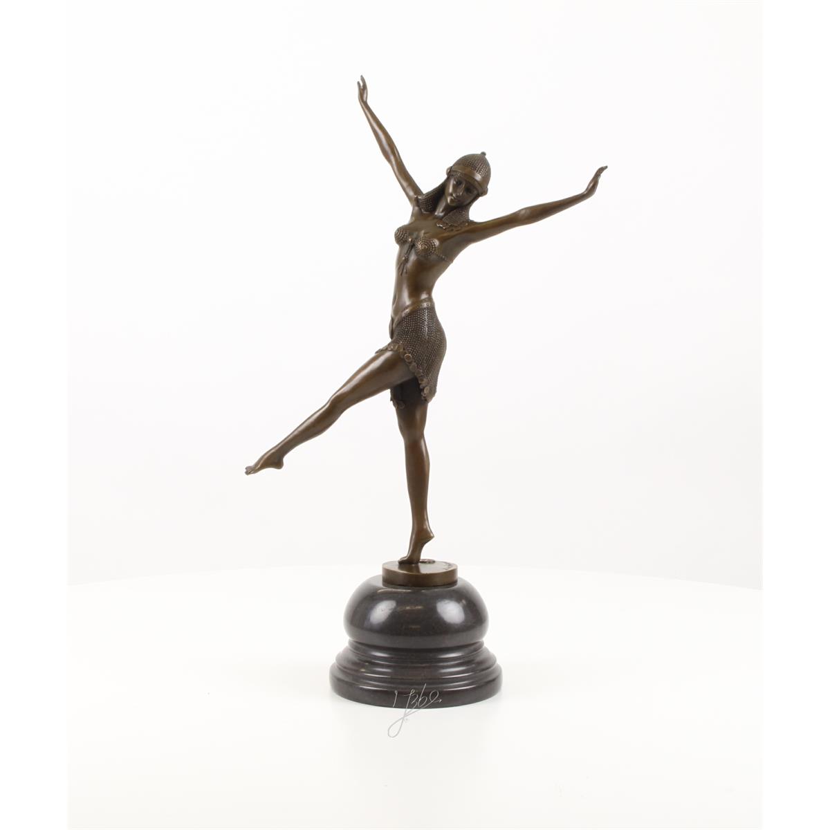 BRONZEN\u0020BEELD\u0020VAN\u0020DE\u0020DANSERES\u0020VAN\u0020PALMYRA