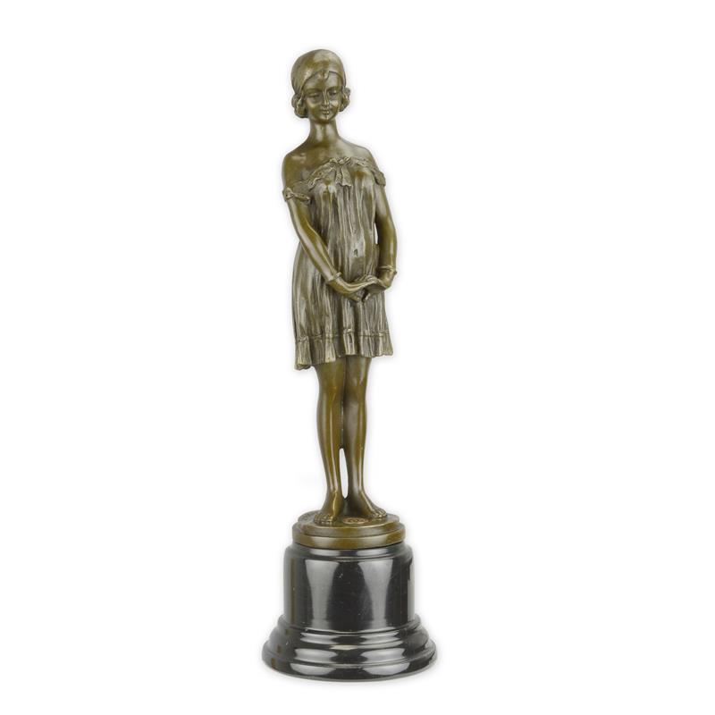 A\u0020BRONZE\u0020SCULPTURE\u0020CALLED\u0020\u0022BEDTIME\u0020GIRL\u0022