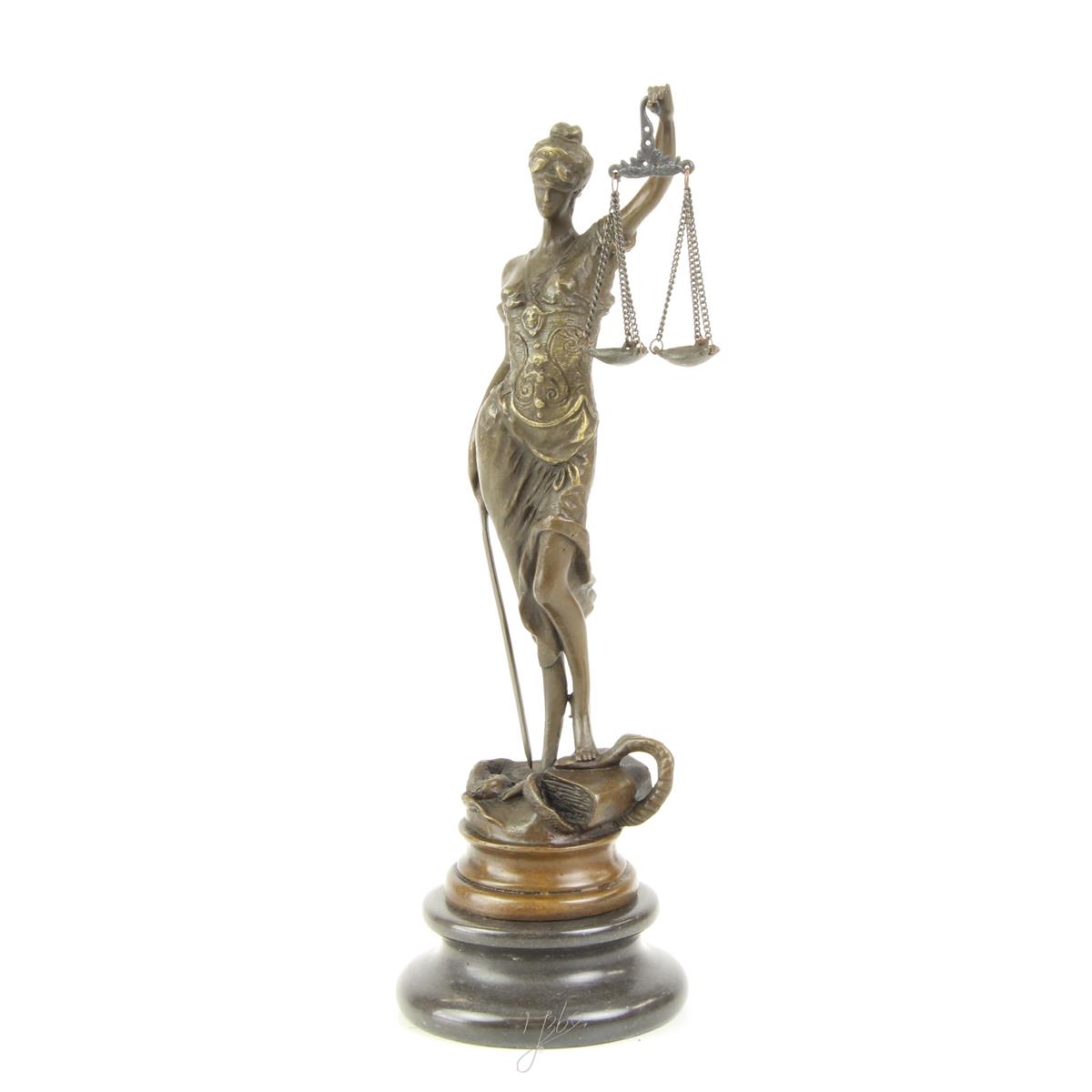 EEN\u0020BRONZEN\u0020BEELD\u0020VAN\u0020VROUWE\u0020JUSTITIA