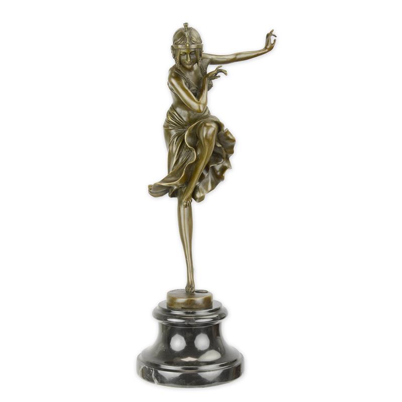 A\u0020BRONZE\u0020SCULPTURE\u0020OF\u0020A\u0020HINDU\u0020DANCER