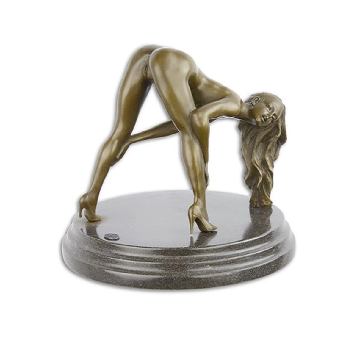 AN\u0020EROTIC\u0020BRONZE\u0020SCULPTURE\u0020OF\u0020A\u0020FEMALE\u0020NUDE\u0020BENDING\u0020OVER