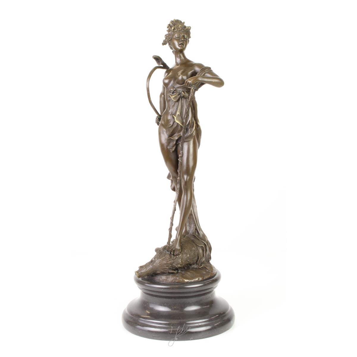 BRONZEN\u0020BEELD\u0020VAN\u0020DE\u0020ZEGEVIERENDE\u0020DIANA