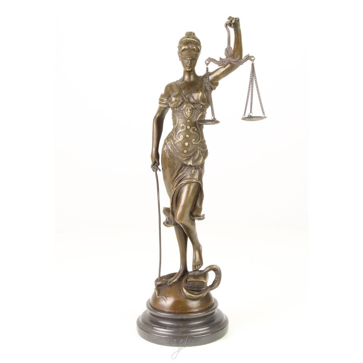 EEN\u0020BRONZEN\u0020BEELD\u0020VAN\u0020LADY\u0020JUSTICE