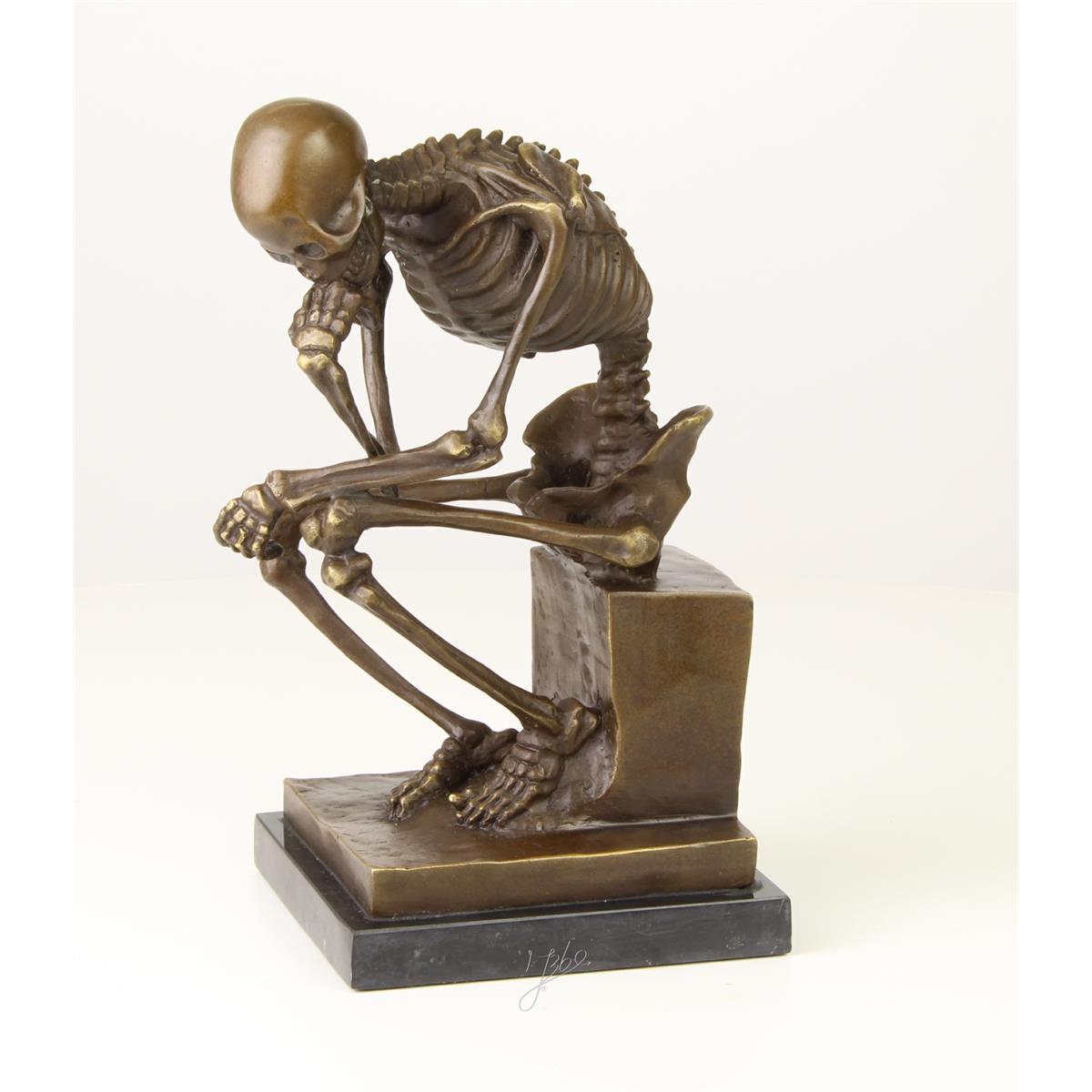 BRONZEN\u0020BEELD\u0020VAN\u0020DE\u0020SKELET\u0020DENKER