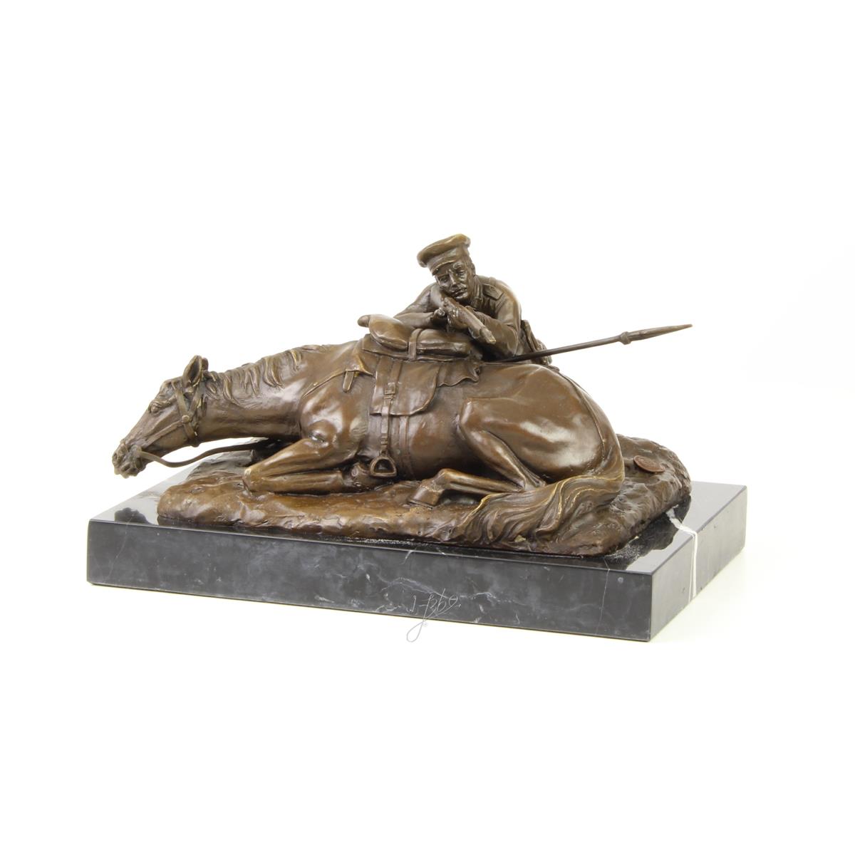 A\u0020BRONZE\u0020SCULPTURE\u0020CALLED\u0020SHOOTING\u0020TACTICS