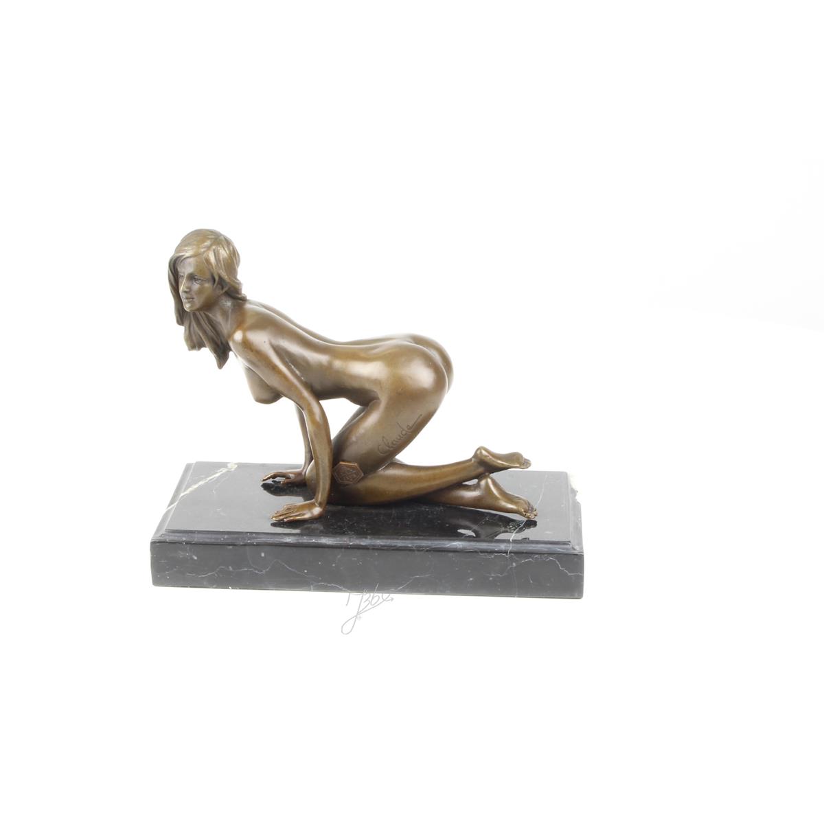 A\u0020BRONZE\u0020SCULPTURE\u0020OF\u0020A\u0020FEMALE\u0020NUDE