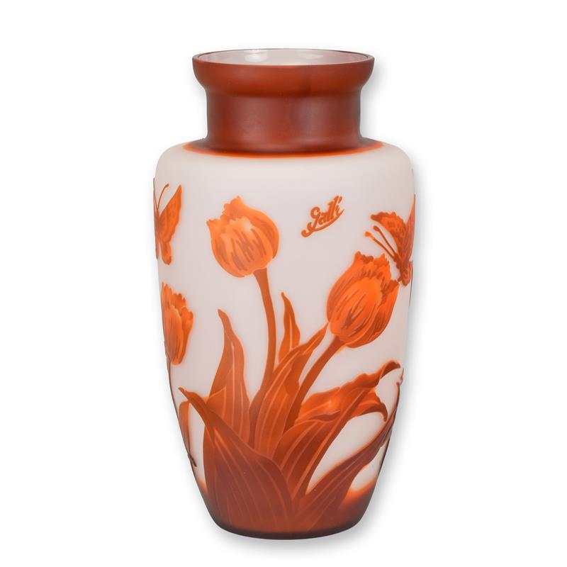 A\u0020CAMEO\u0020GLASS\u0020VASE\u0020\u0027TULIP\u0027
