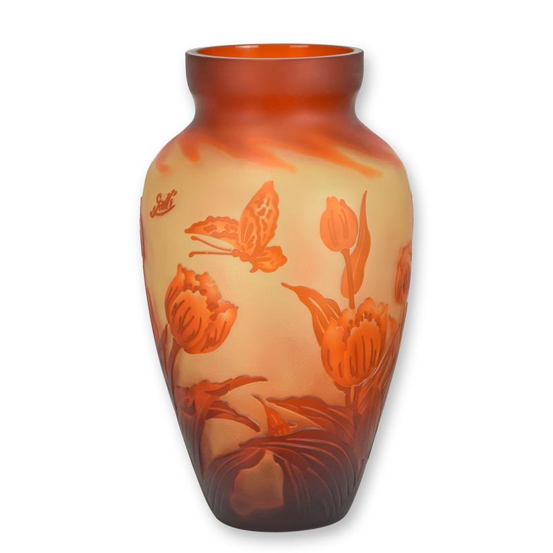 A\u0020CAMEO\u0020GLASS\u0020VASE\u0020\u0027TULIP\u0027
