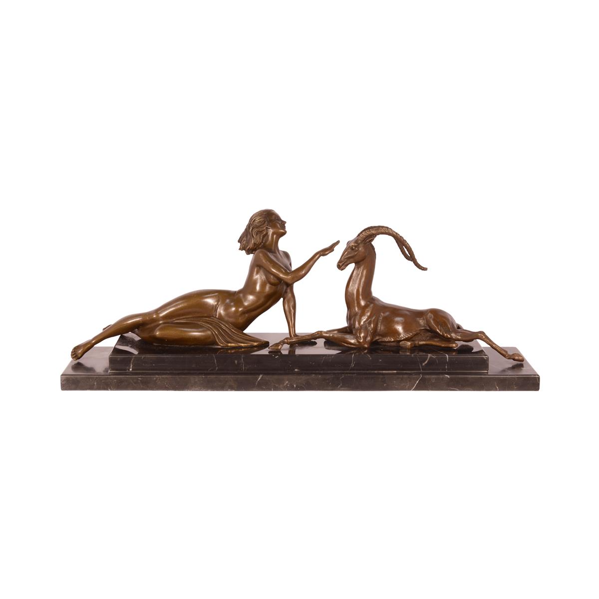 BRONZEN\u0020BEELD\u0020VAN\u0020EEN\u0020AMAZONE\u0020MET\u0020ANTILOPE