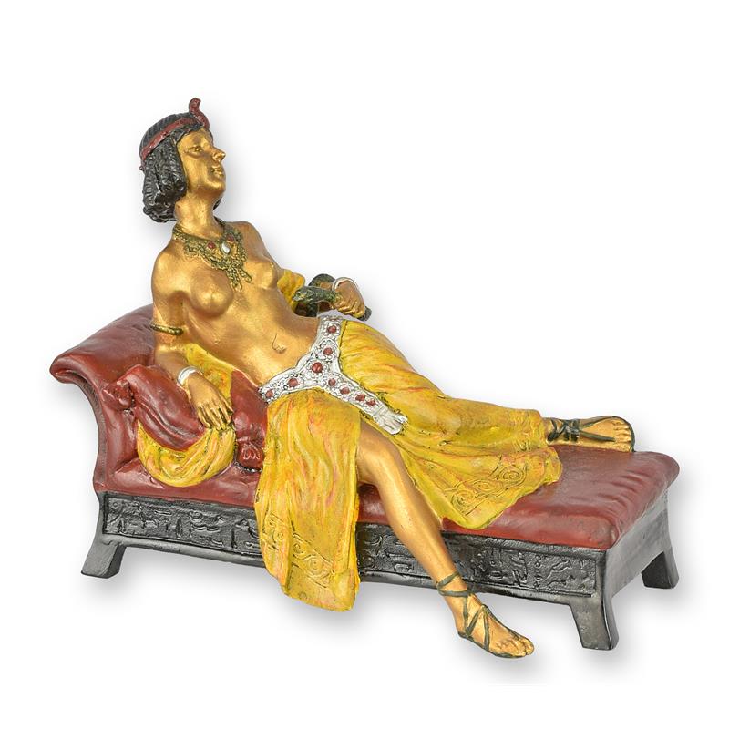 A\u0020BRONZE\u0020SCULPTURE\u0020OF\u0020A\u0020RECLINING\u0020CLEOPATRA