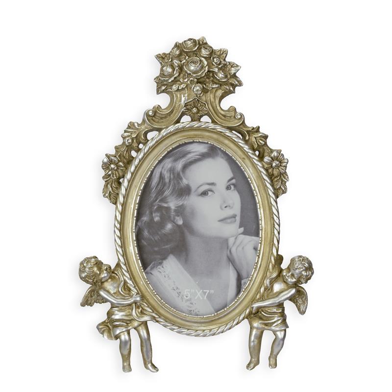 A\u0020RESIN\u0020PHOTO\u0020FRAME\u0020FLANKED\u0020BY\u0020TWO\u0020PUTTI