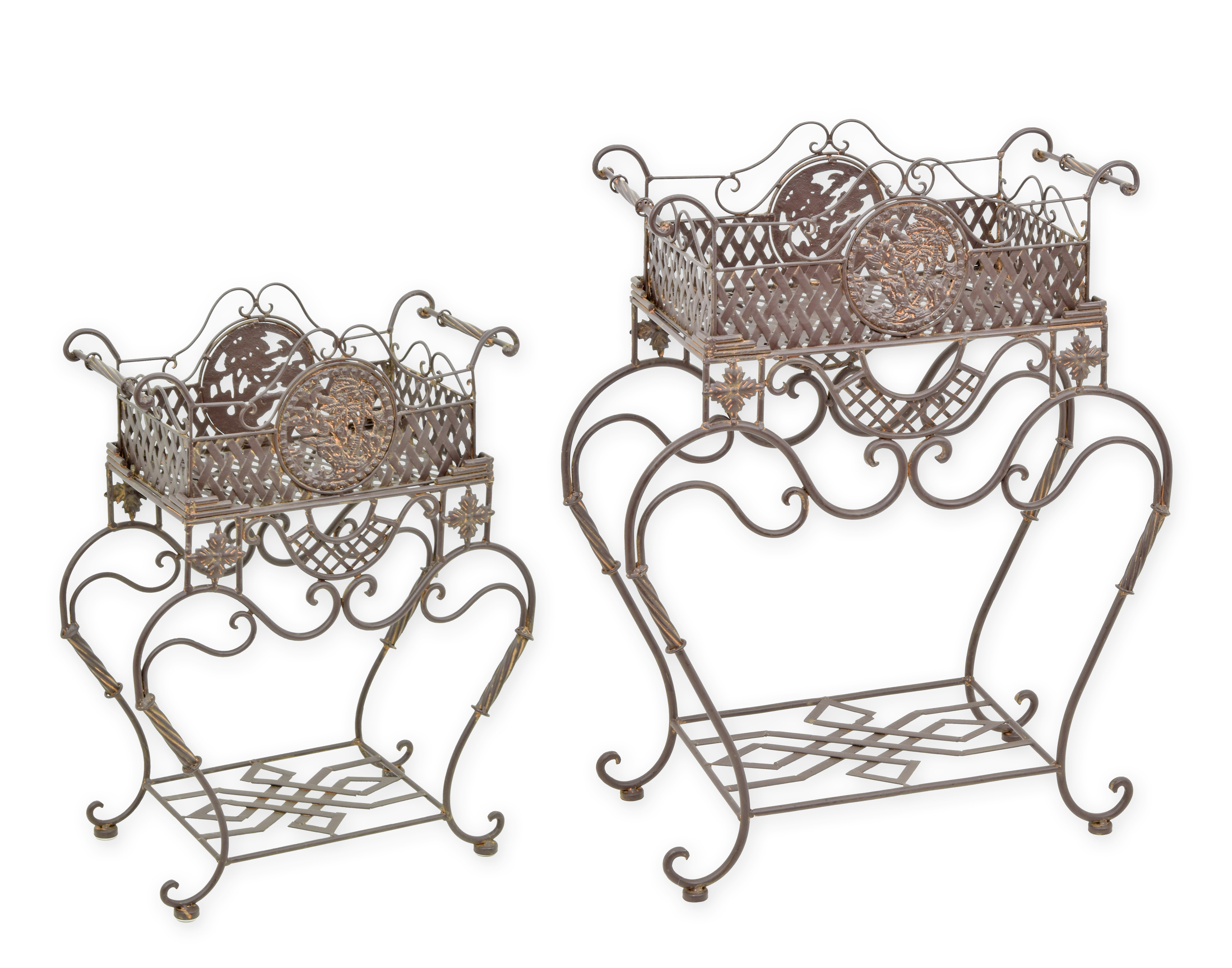 A\u0020PAIR\u0020OF\u0020IRON\u0020PLANTERS\u0020ON\u0020STAND