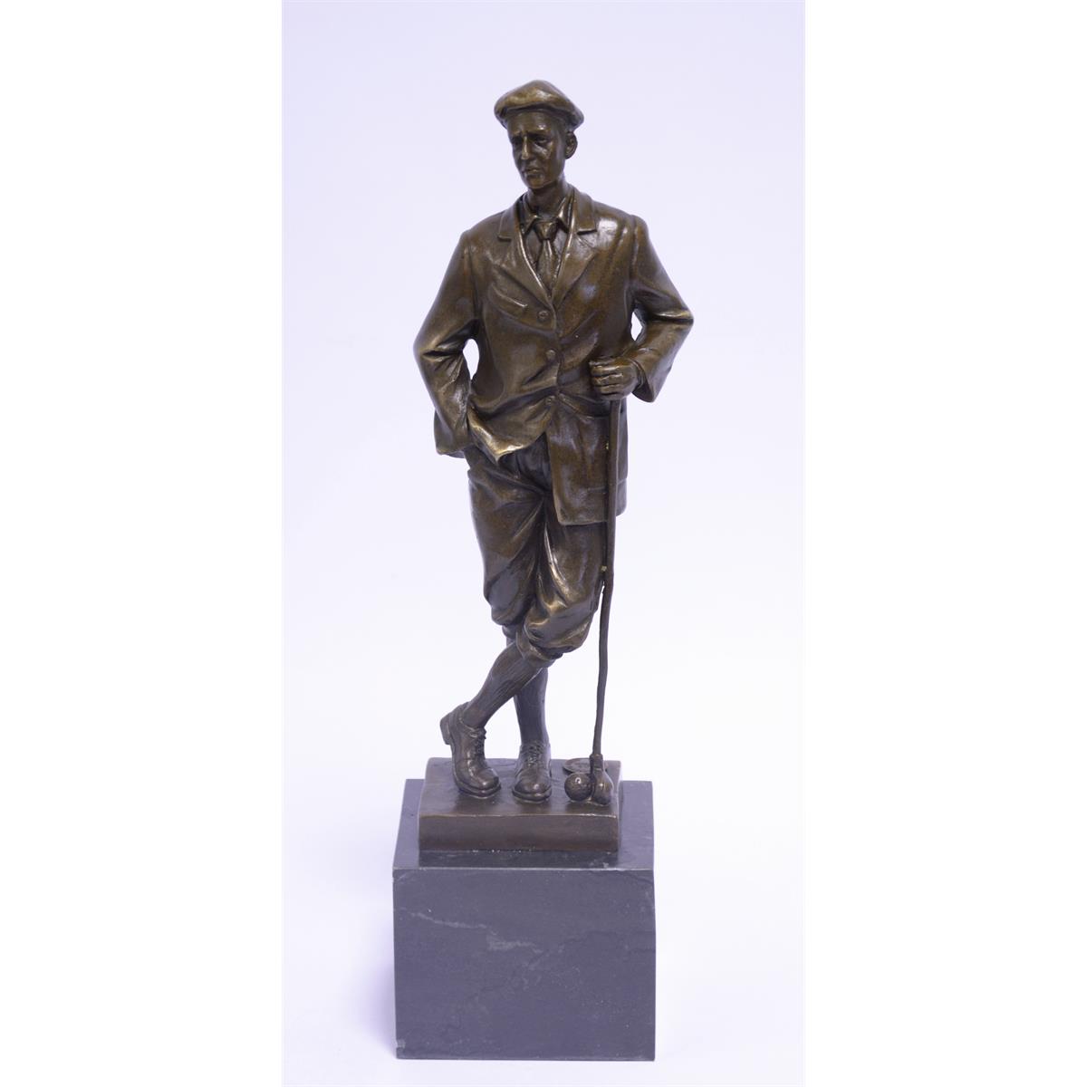 A\u0020BRONZE\u0020SCULPTURE\u0020OF\u0020A\u0020GOLFER