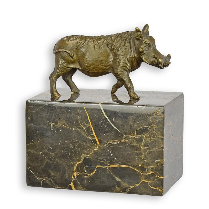 A\u0020BRONZE\u0020SCULPTURE\u0020OF\u0020A\u0020WARTHOG
