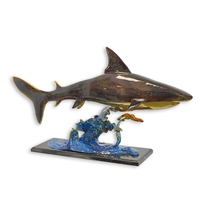 A\u0020BRONZE\u0020SCULPTURE\u0020OF\u0020A\u0020SHARK