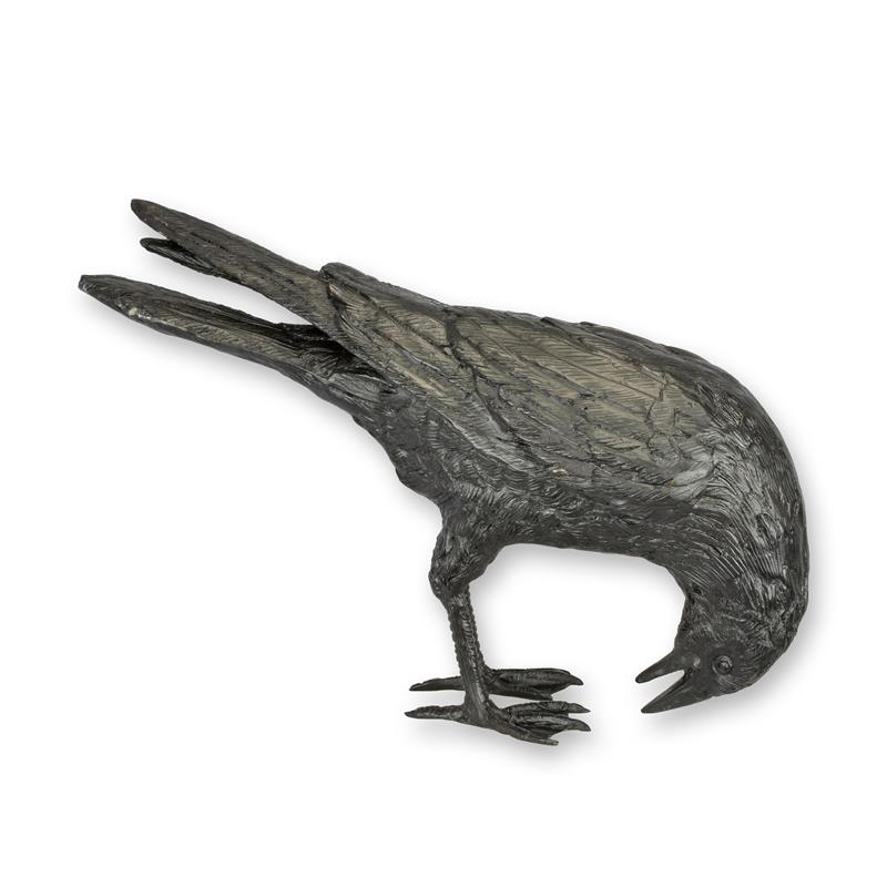 A\u0020BRONZE\u0020SCULPTURE\u0020OF\u0020A\u0020CROW