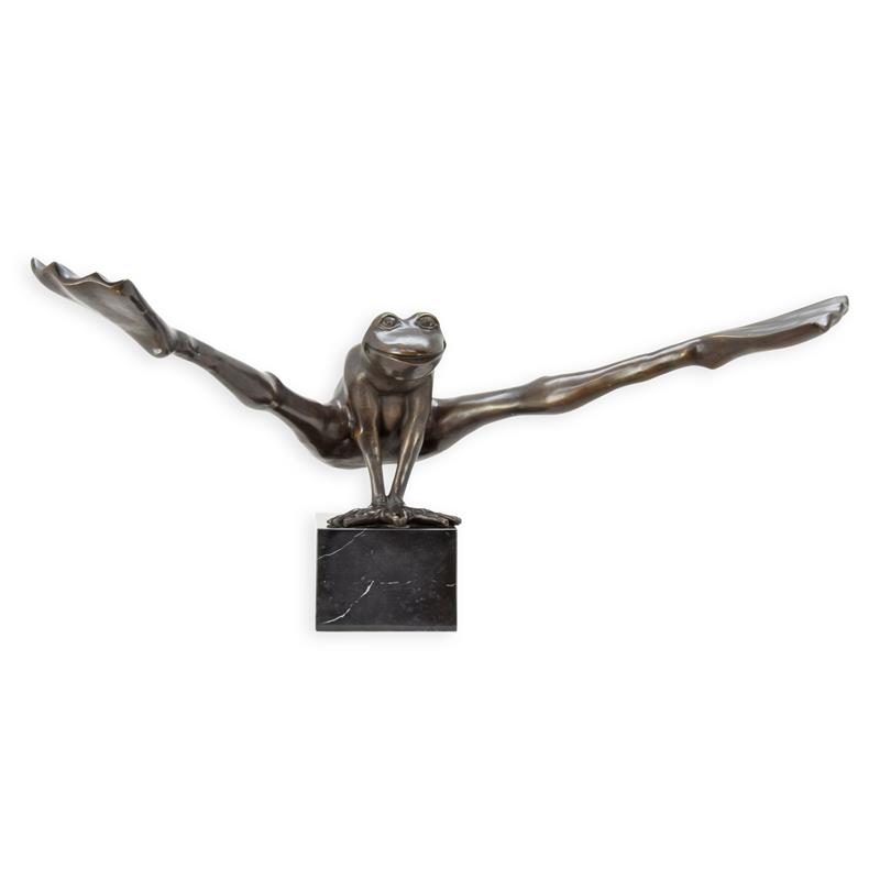 BRONZEN\u0020BEELD\u0020VAN\u0020EEN\u0020KIKKER