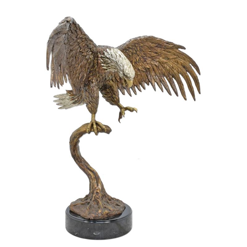 A\u0020BRONZE\u0020SCULPTURE\u0020OF\u0020AN\u0020EAGLE