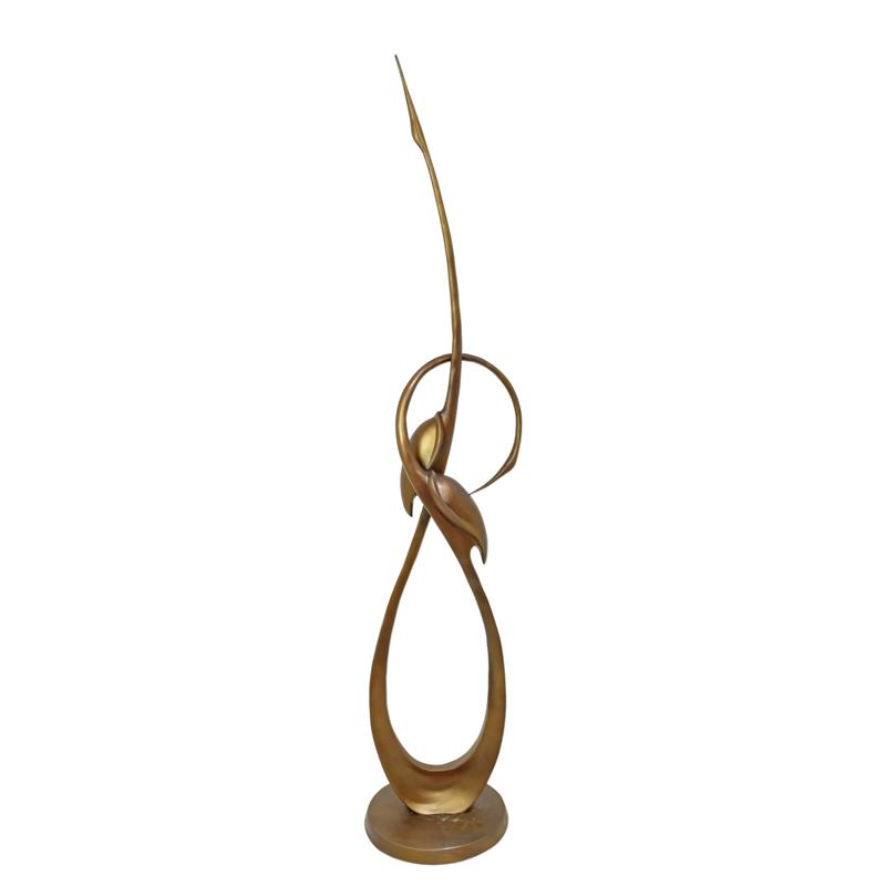abstract\u0020bronzen\u0020beeld\u0020van\u0020twee\u0020kraanvogels