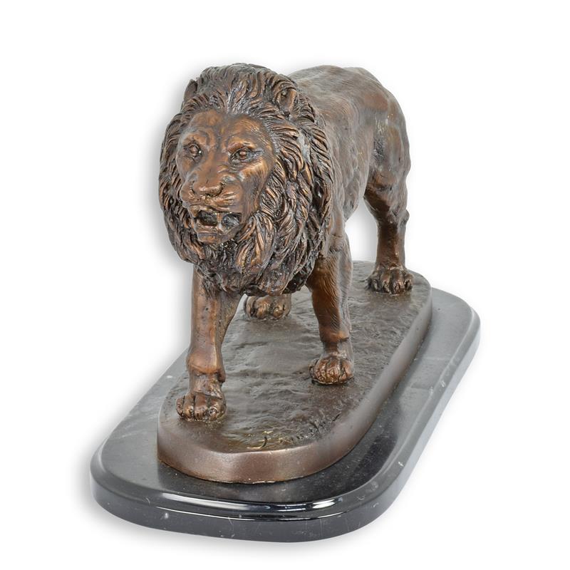 A\u0020BRONZE\u0020SCULPTURE\u0020OF\u0020A\u0020LION