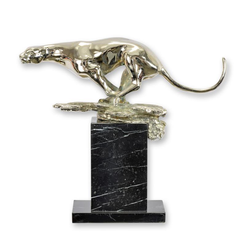 A\u0020BRONZE\u0020SCULPTURE\u0020OF\u0020A\u0020RUNNING\u0020JAGUAR