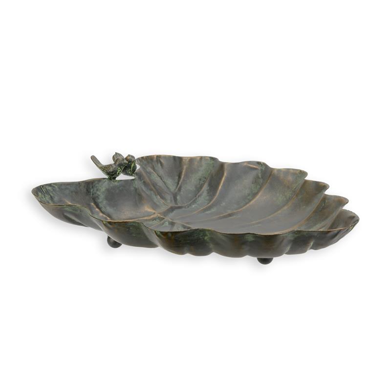 AN\u0020IRON\u0020LEAF\u0020SHAPED\u0020BIRD\u0020BATH