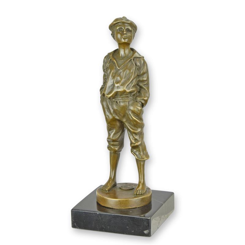 A\u0020BRONZE\u0020SCULPTURE\u0020OF\u0020THE\u0020WHISTLER