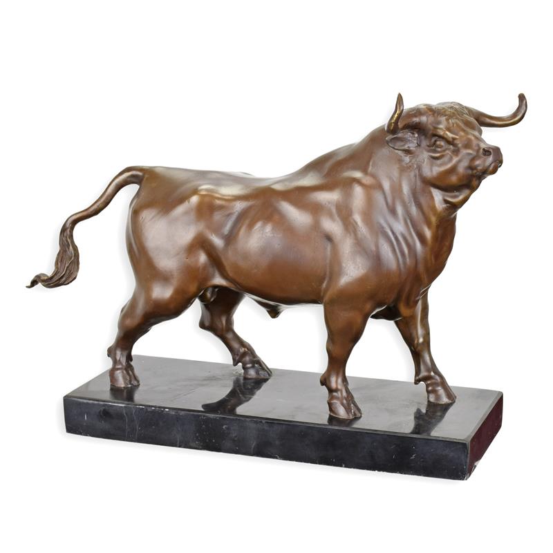 A\u0020BRONZE\u0020SCULPTURE\u0020OF\u0020A\u0020BULL