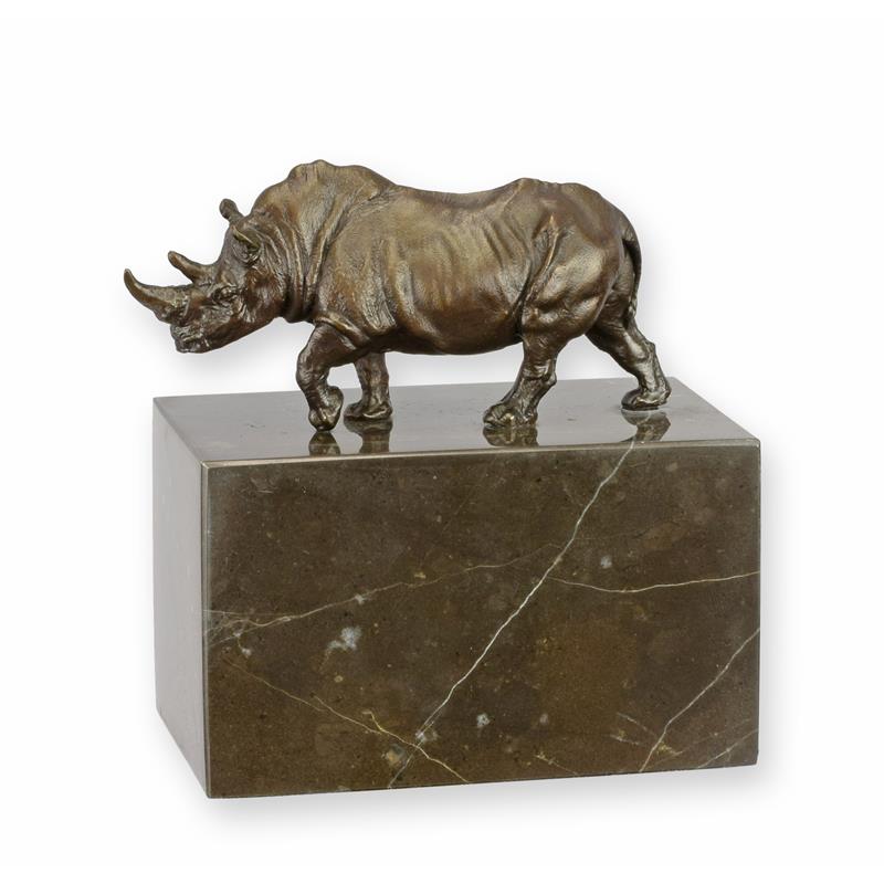 A\u0020BRONZE\u0020SCULPTURE\u0020OF\u0020A\u0020RHINOCEROS
