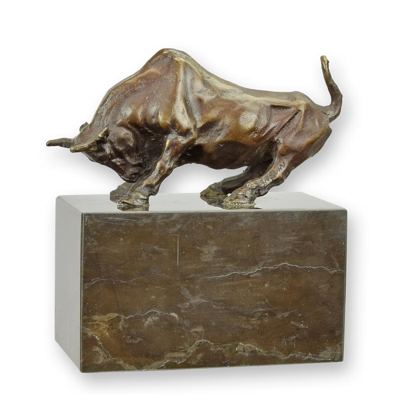 A\u0020BRONZE\u0020SCULPTURE\u0020OF\u0020A\u0020BULL