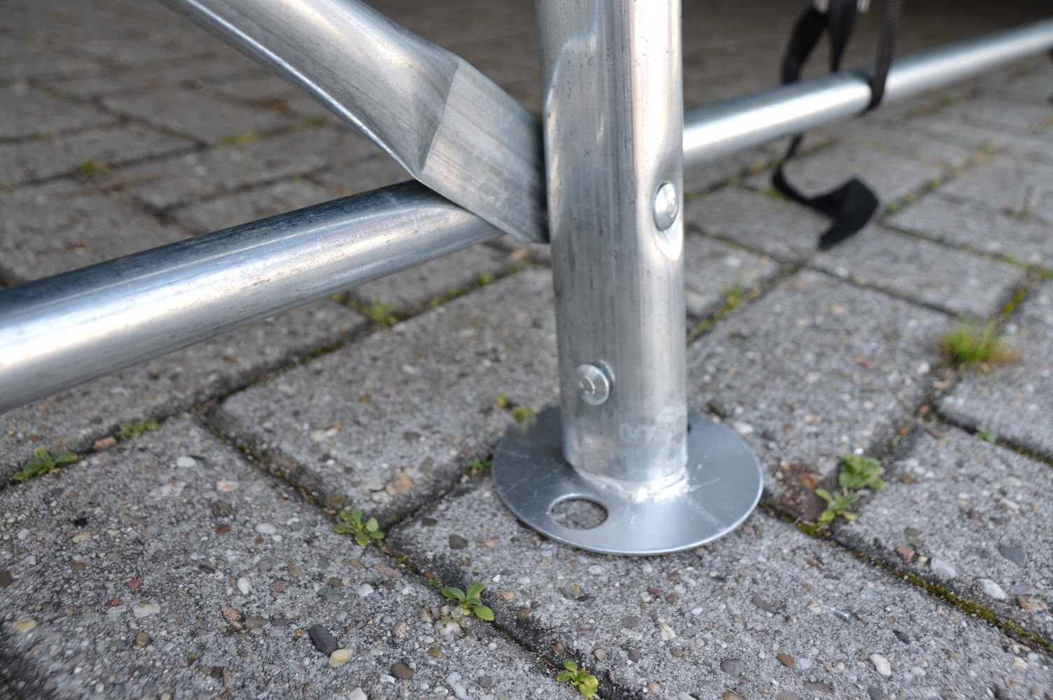 Carport\u0020PVC\u00203,3\u0020x\u00207,2\u0020x\u00202,6\u0020meter\u0020in\u0020Grijs