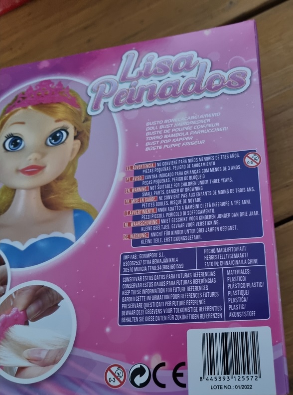 Kaphoofd\u0020Prinses\u0020van\u002021\u0020cm\u0020voor\u0020kinderen\u0020bruin\u0020met\u00207\u0020accessoires\u0020\u002D\u0020kappop\u0020\u002D\u0020kapkop\u0020\u002D\u0020kaphoofd Kaphoofd\u0020Prinses\u0020van\u002021\u0020cm\u0020voor\u0020kinderen\u0020bruin\u0020met\u00207\u0020accessoires\u0020\u002D\u0020kappop\u0020\u002D\u0020kapkop\u0020\u002D\u0020kaphoofd