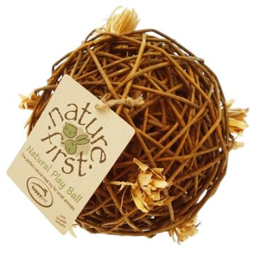 HAPPY PET SPEELBAL WILG NATURE FIRST 17X17X17 CM