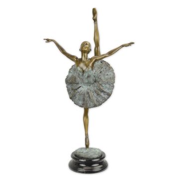 A BRONZE SCULPTURE OF A BALLERINA