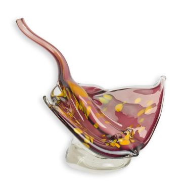 A MURANO STYLE GLASS FIGURINE OF A MANTA RAY