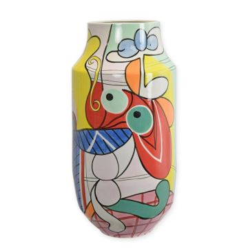 A PORCELAIN VASE HANDPAINTED