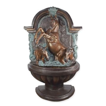 Bronzen wandfontein 176 cm hoog