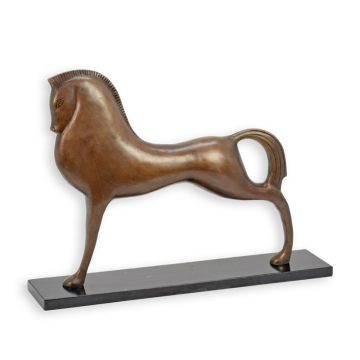 A BRONZE SCULPTURE OF AN ART DECO STANDING HORSE